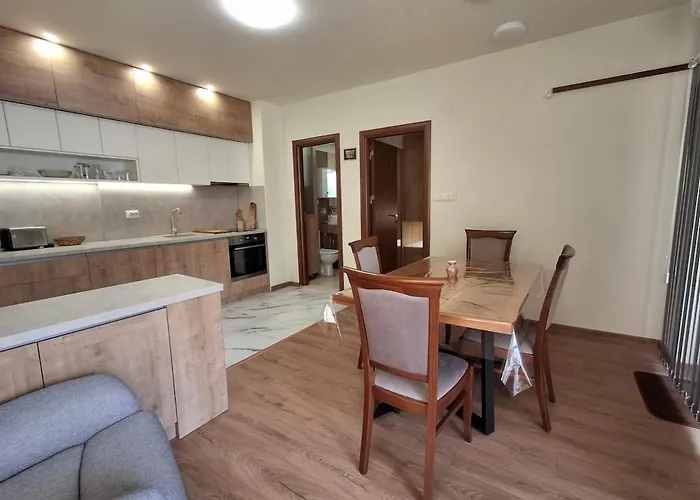 Woodsy Views 1 Bedroom Апартаменты Банско