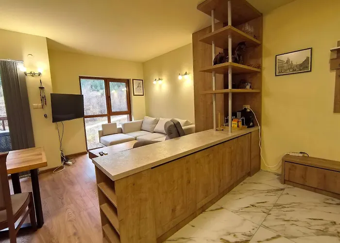 Woodsy Views 1 Bedroom Апартаменты Банско